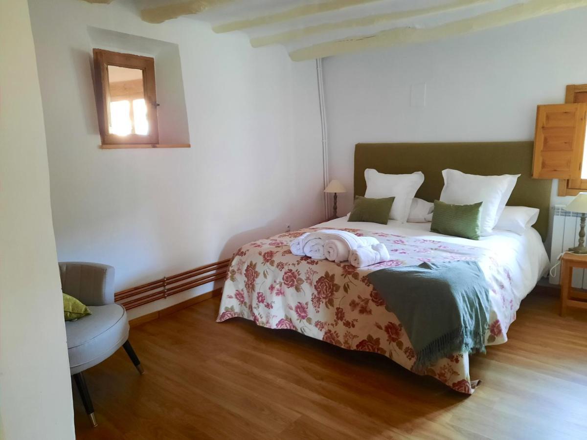 Santa Cruz de Nogueras La Sargantana Turismo Rural מראה חיצוני תמונה